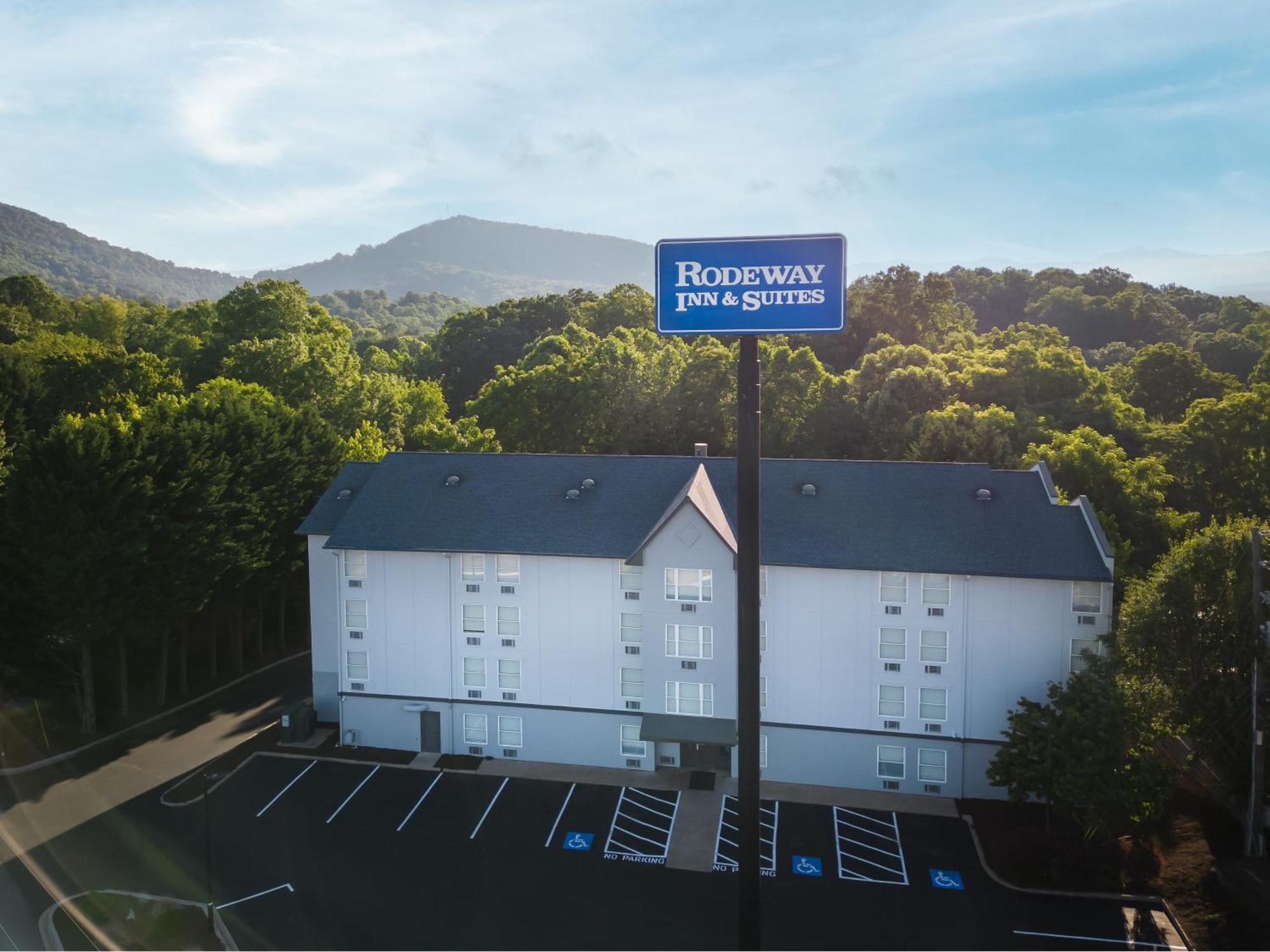 Rodeway Inn & Suites Near Outlet Mall - Asheville Extérieur photo