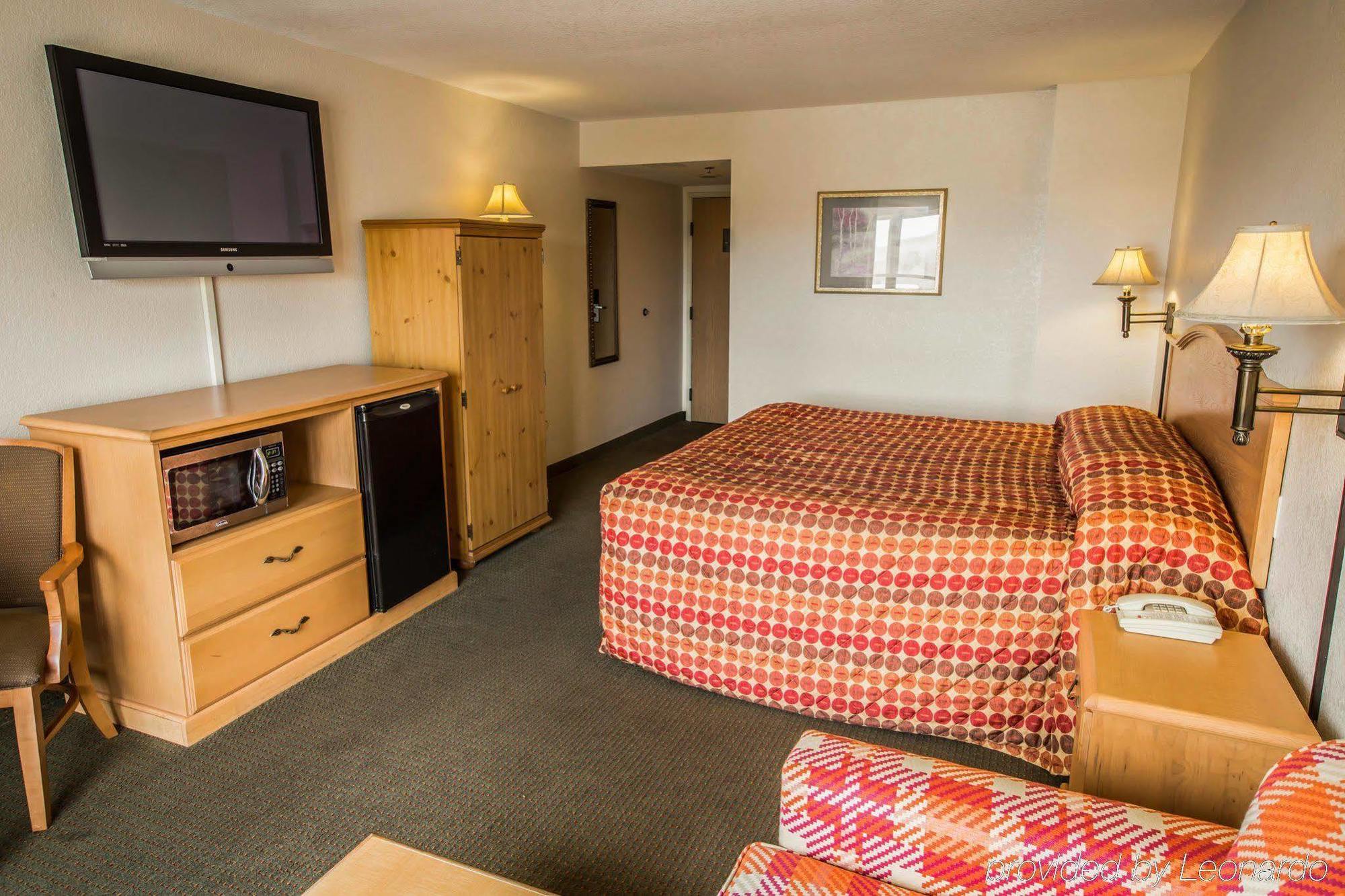 Rodeway Inn & Suites Near Outlet Mall - Asheville Extérieur photo
