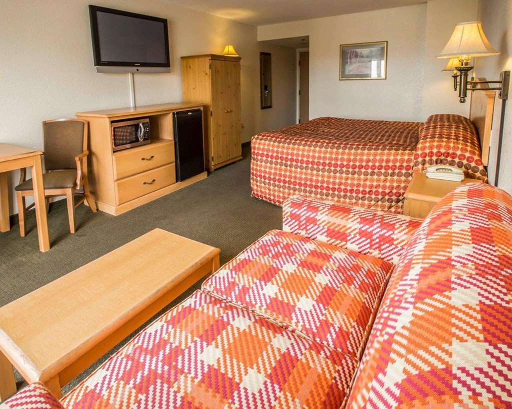 Rodeway Inn & Suites Near Outlet Mall - Asheville Chambre photo