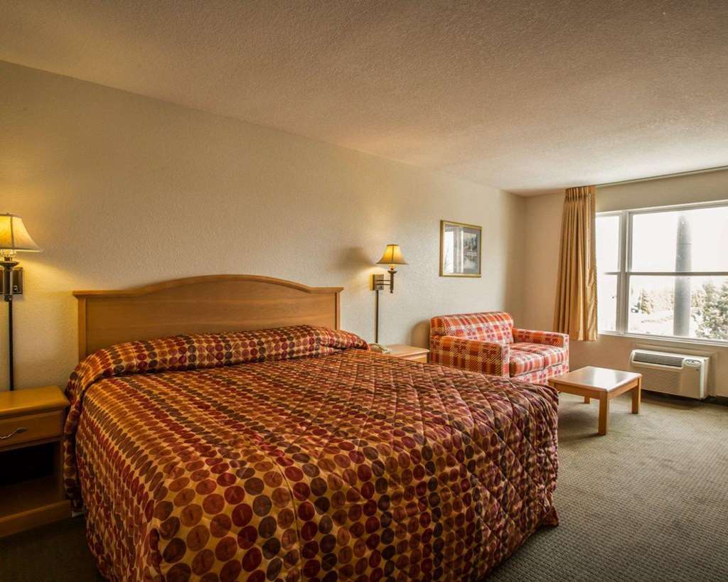 Rodeway Inn & Suites Near Outlet Mall - Asheville Chambre photo